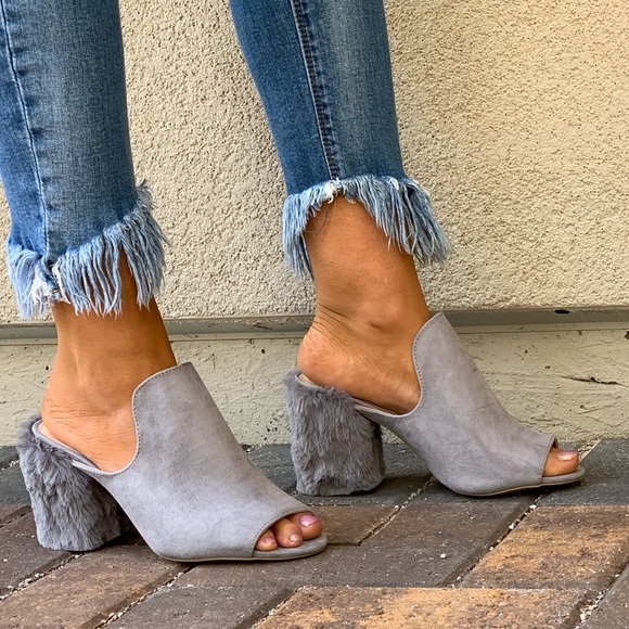Ash Grey Fur Chunky Heel Peep Toe Loafer Mule - Picture 7 of 8